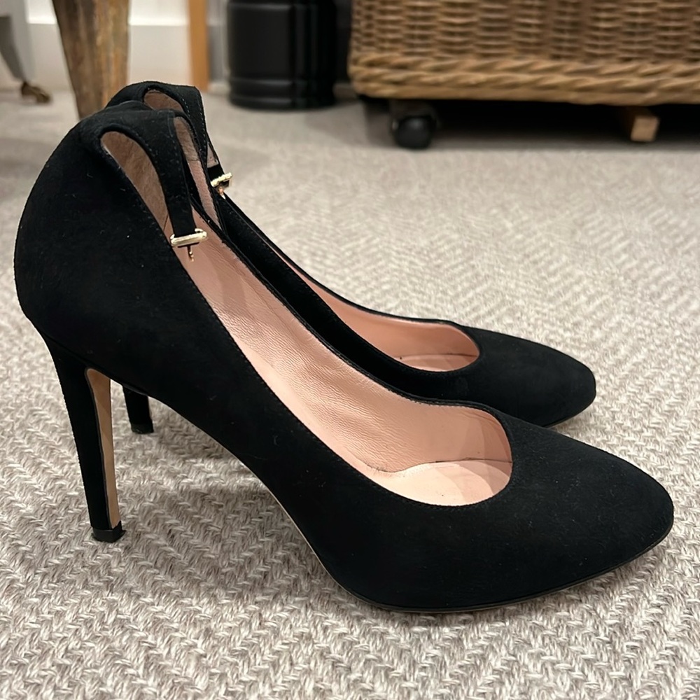 Kate Spade black suede pumps 6.5